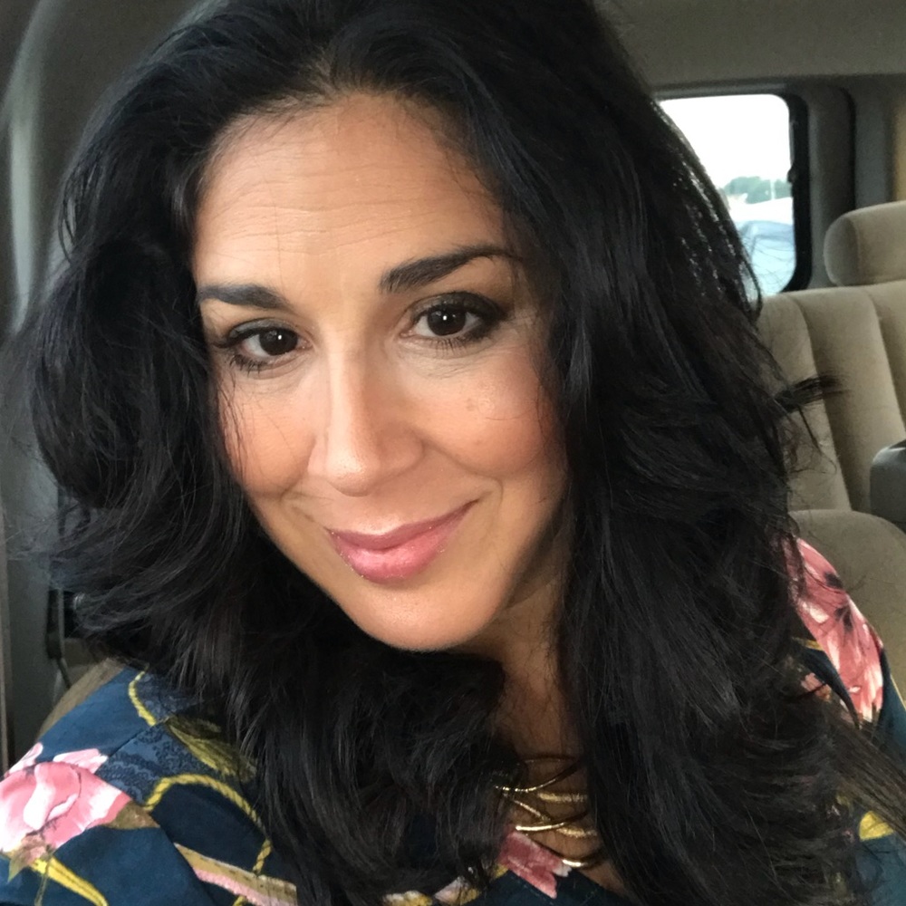 Meet your Posher, Suzanne